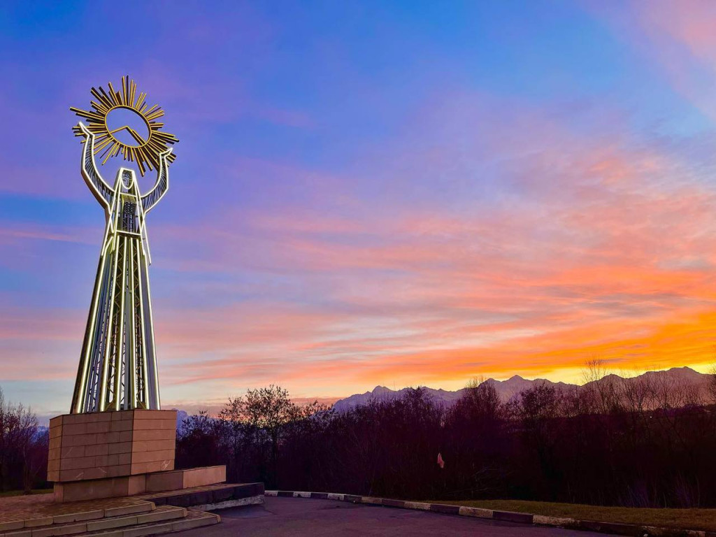 100 летие республики северная осетия. Год основания Владикавказа.